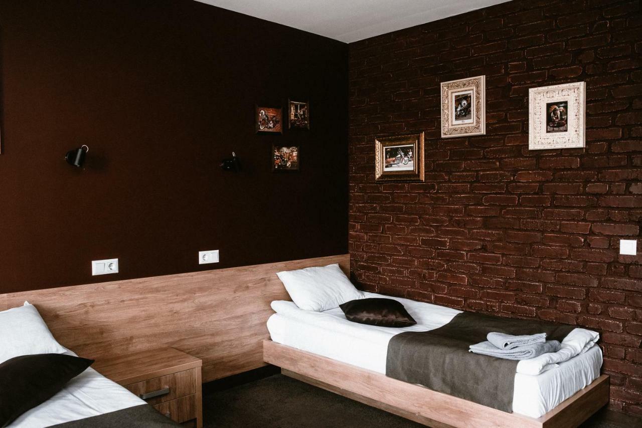 Clubhouse * Івано-Франківськ