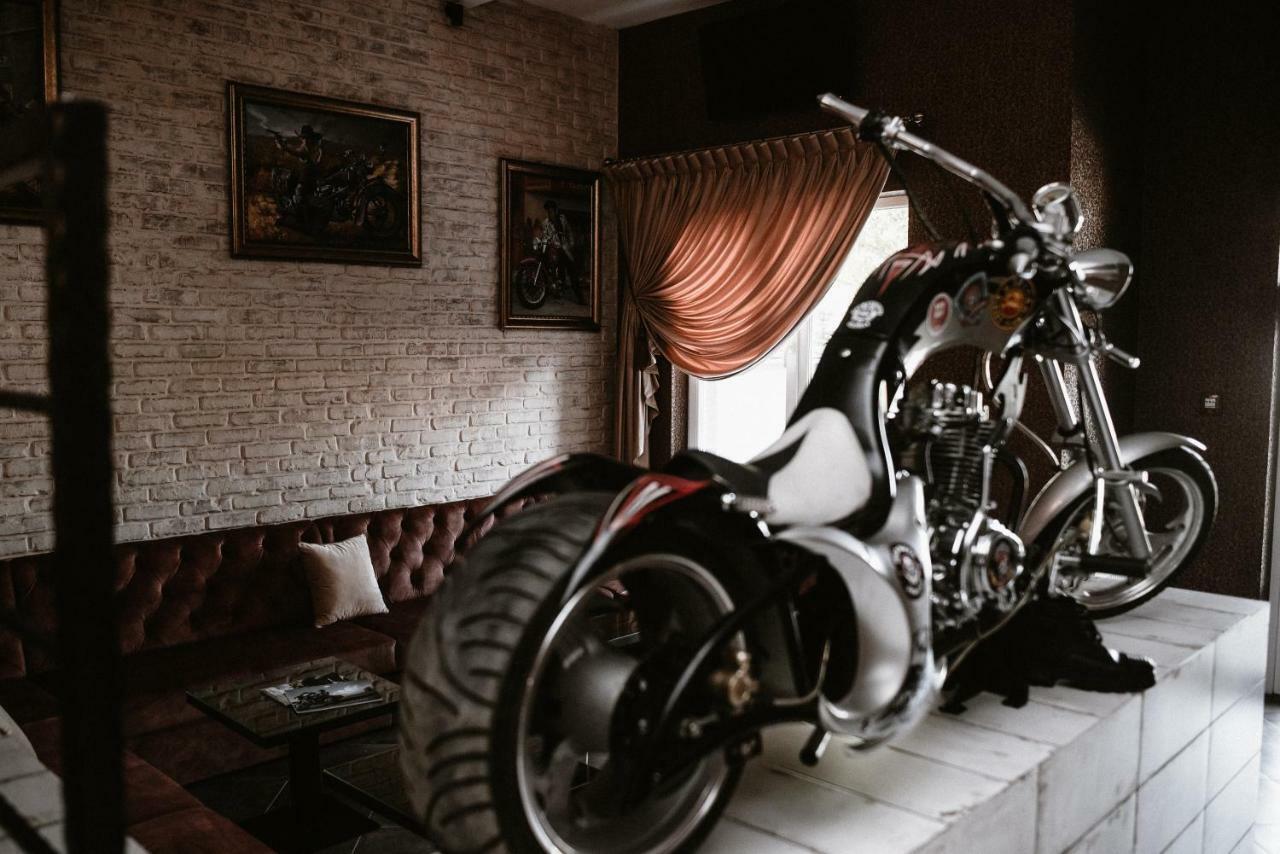 Clubhouse * Івано-Франківськ